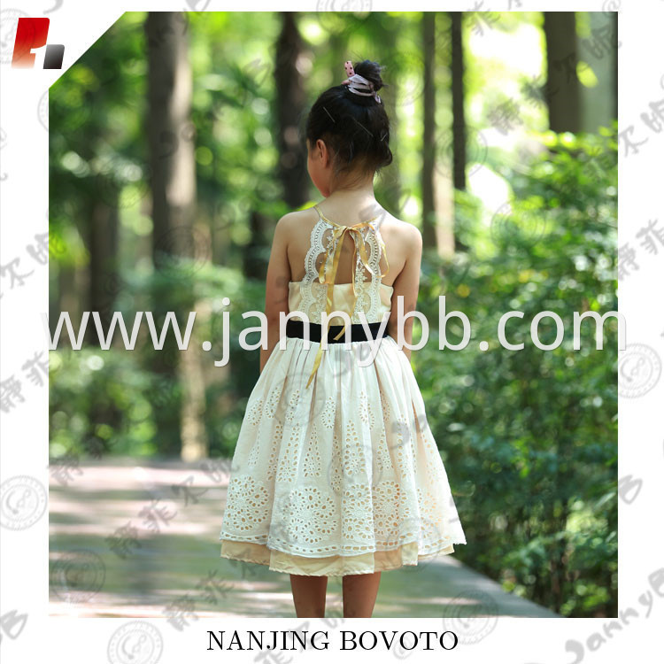 eyelet lace dress01